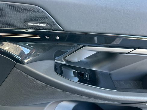 Certified 2026 BMW 530i RWD image 21