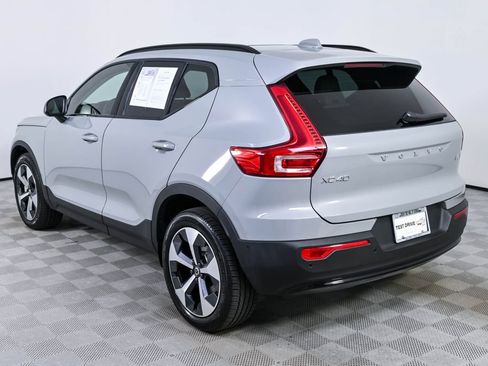 Certified 2026 Volvo XC40 B5 Plus AWD/4WD image 4