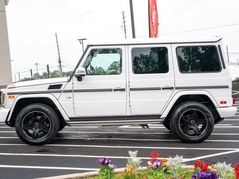 Used 2017 Mercedes-Benz G 550 image 18