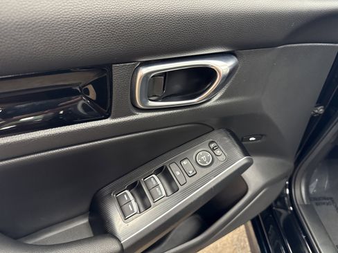 Used 2022 Honda Civic Touring image 26