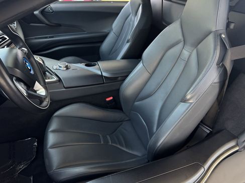 Used 2019 BMW i8 Roadster AWD/4WD image 20