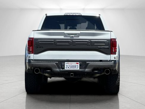 Used 2018 Ford F150 Raptor w/ Equipment Group 802A Luxury AWD/4WD image 4