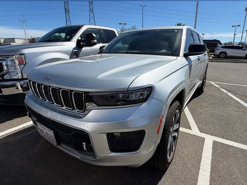 Used 2022 Jeep Grand Cherokee L Overland image 4