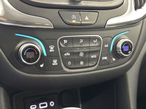 Certified 2024 Chevrolet Equinox LT image 17