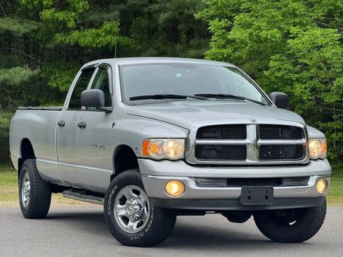 Used 2004 Dodge Ram 2500 Truck SLT w/ Trailer Tow Group AWD/4WD image 2