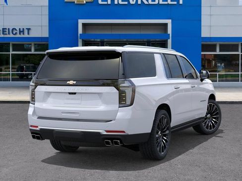 New 2026 Chevrolet Suburban High Country AWD/4WD image 4