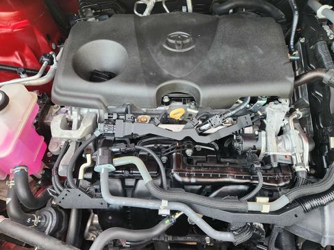 Used 2021 Toyota Sienna Limited FWD image 33
