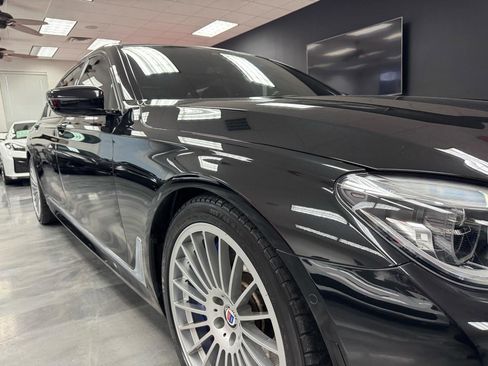 Used 2018 BMW ALPINA B7 xDrive AWD/4WD image 32