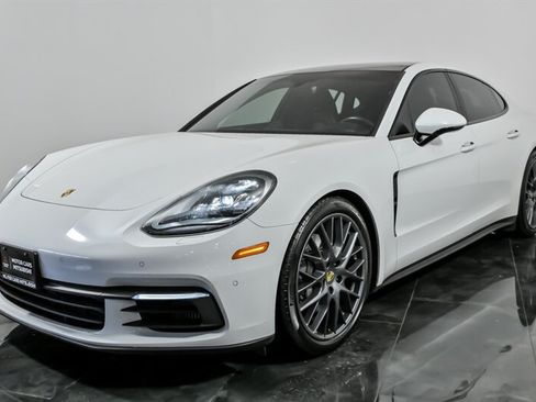 Used 2017 Porsche Panamera 4S AWD/4WD image 5