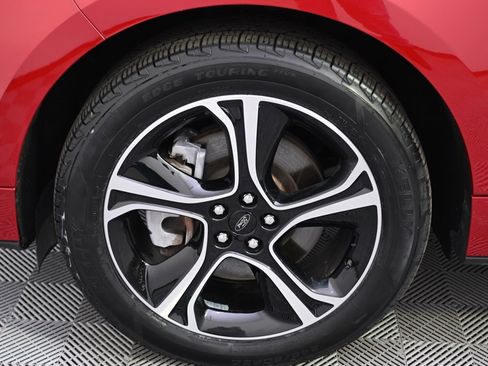 Used 2024 Ford Edge ST image 20