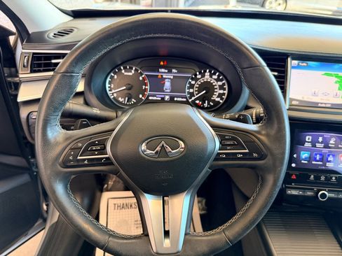Used 2019 INFINITI QX50 Luxe w/ Navigation Package image 9