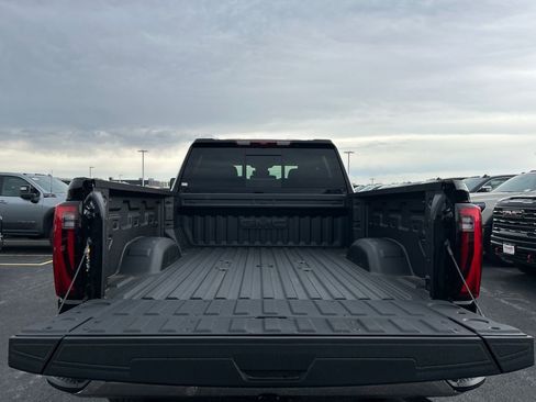 New 2026 GMC Sierra 2500 SLT w/ SLT Premium Package AWD/4WD image 40