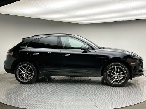 Used 2024 Porsche Macan AWD/4WD image 14