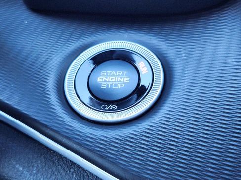 New 2025 Jeep Grand Cherokee L Altitude image 28