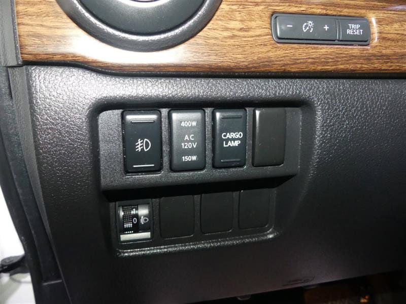 Used 2017 Nissan Titan Platinum Reserve AWD/4WD image 29