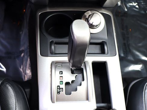 Used 2013 Toyota 4Runner Limited AWD/4WD image 37