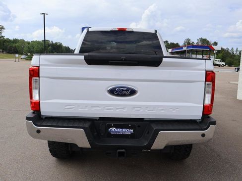 Used 2019 Ford F250 XLT w/ XLT Value Package image 8