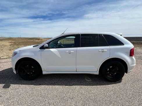 Used 2013 Ford Edge Sport w/ Canadian Touring Pkg image 2