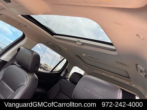 Used 2021 GMC Acadia Denali w/ Denali Technology Package FWD image 23