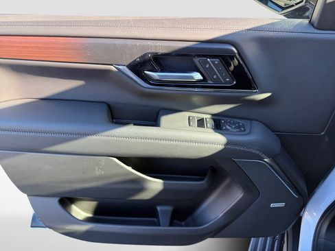 New 2026 GMC Yukon XL Denali w/ Sun & Power Step Package image 17