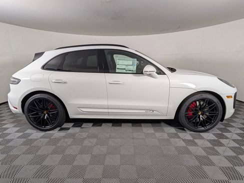 New 2026 Porsche Macan GTS AWD/4WD image 8