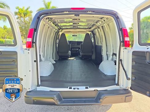 Certified 2026 GMC Savana 2500 w/ Driver Convenience Package RWD image 5