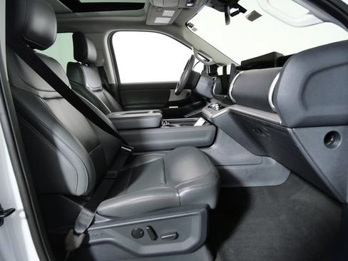 Certified 2025 Ford Expedition Max Active AWD/4WD image 10