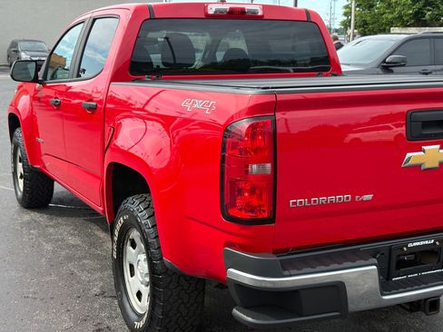 Used 2019 Chevrolet Colorado W/T w/ WT Convenience Package AWD/4WD image 12