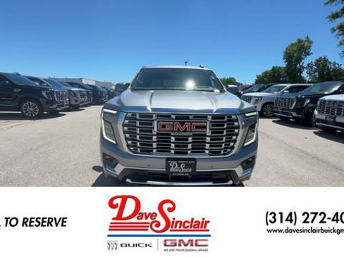 New 2026 GMC Yukon Denali w/ Denali Reserve Package AWD/4WD image 3