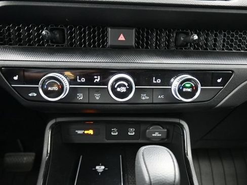Certified 2026 Honda CR-V EX image 31