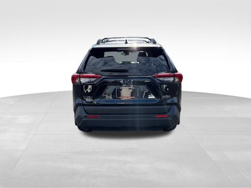Used 2023 Toyota RAV4 AWD Hybrid image 4