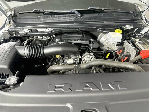 Used 2022 RAM 1500 Laramie AWD/4WD image 8
