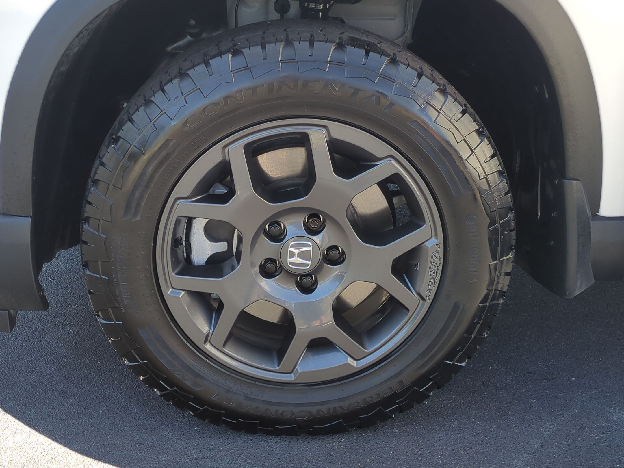 Used 2025 Honda Pilot TrailSport image 11