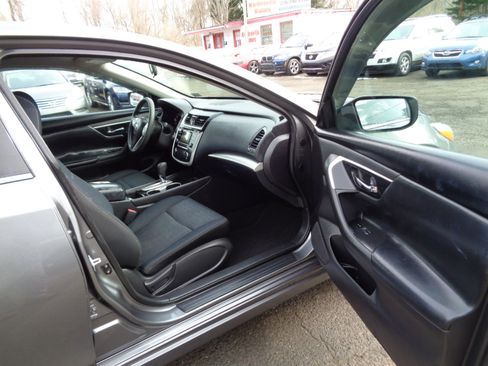 Used 2016 Nissan Altima 2.5 S w/ Power Driver Seat Package image 15