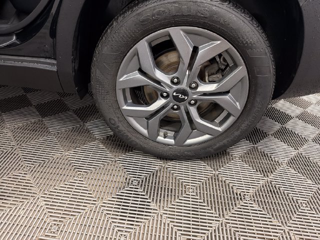 Certified 2024 Kia Seltos S AWD/4WD image 29