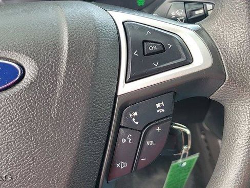 Used 2016 Ford Fusion SE FWD image 24