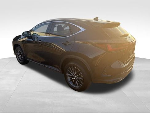 Used 2022 Lexus NX 250 FWD image 4