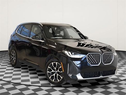 Used 2025 BMW X3 xDrive30i w/ Convenience Package image 1