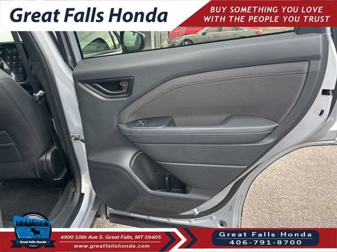 Used 2025 Subaru Forester Premium AWD/4WD image 26