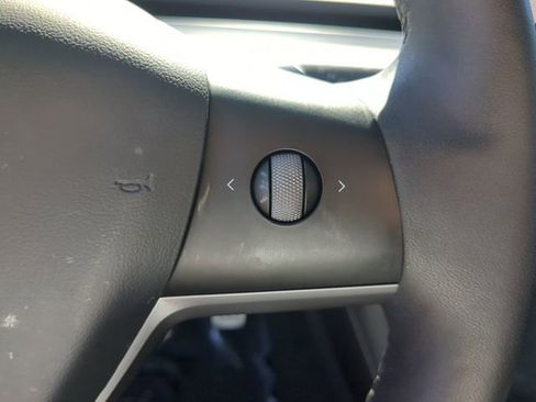 Used 2022 Tesla Model 3 Performance AWD/4WD image 29