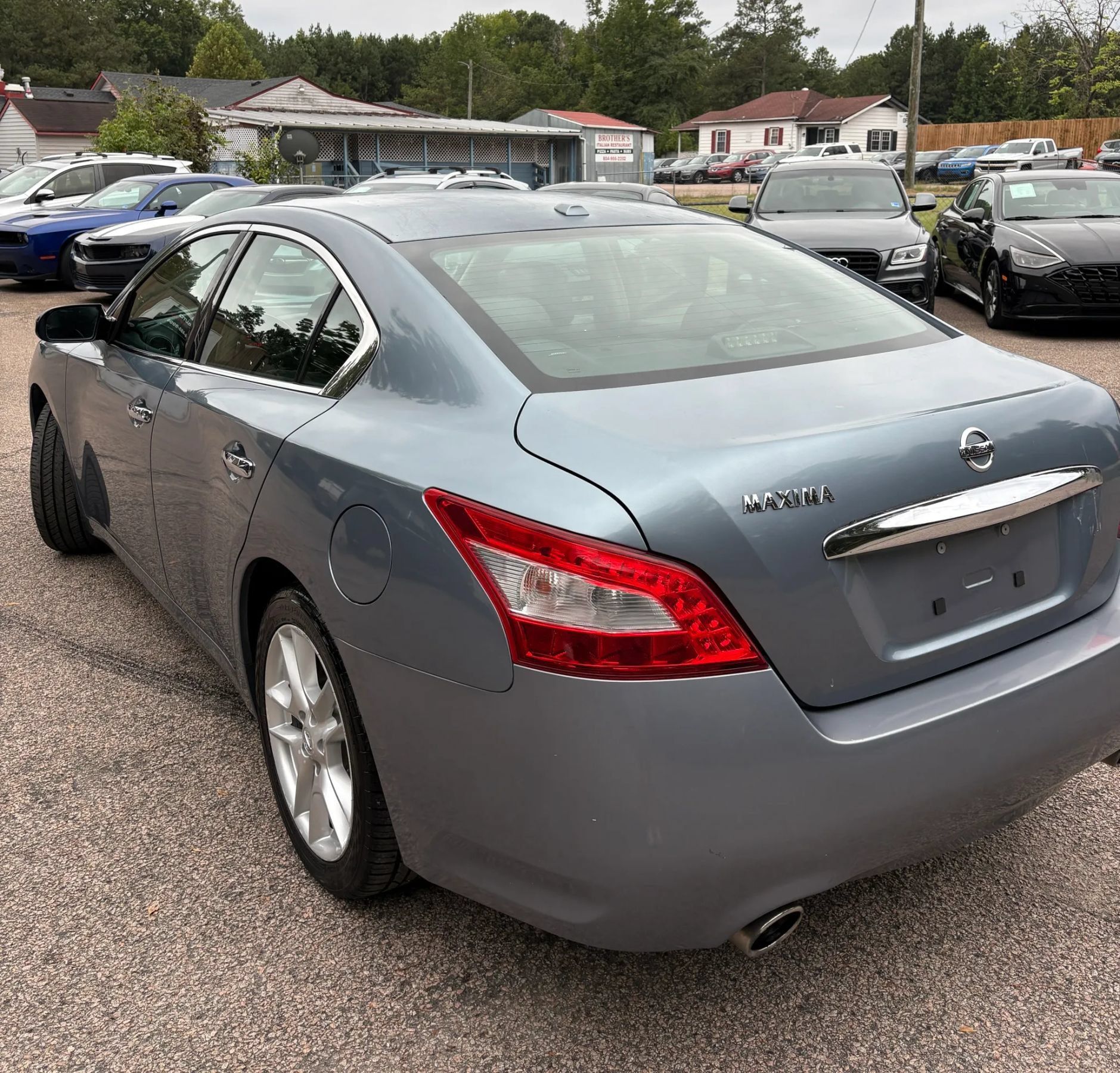 Used 2011 Nissan Maxima 3.5 SV w/ Monitor Pkg FWD image 4