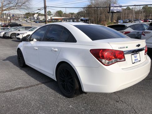 Used 2016 Chevrolet Cruze Eco image 3