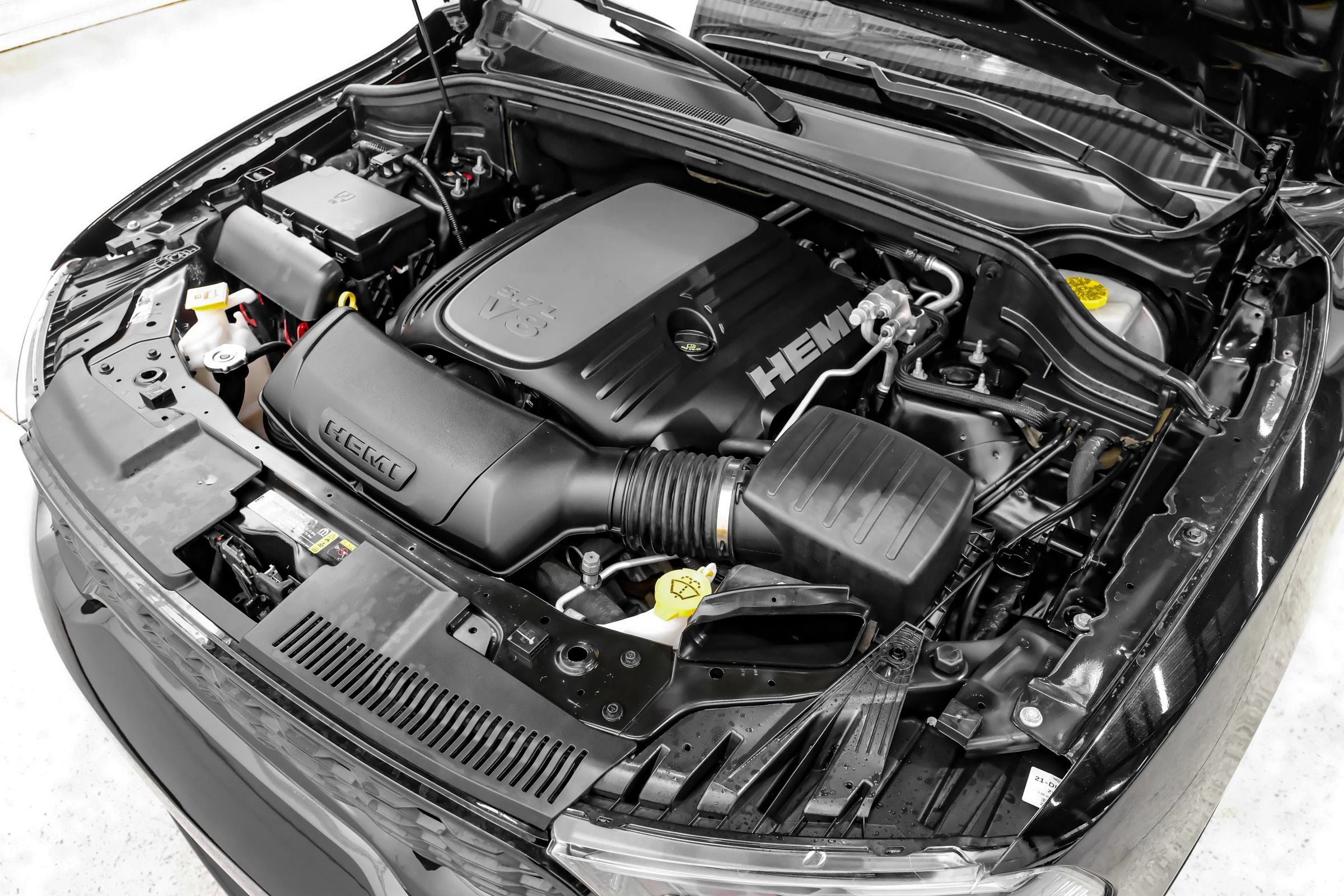 Used 2022 Dodge Durango R/T w/ Blacktop Package RWD image 48