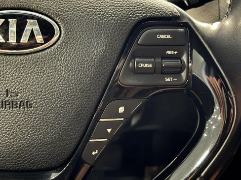 Used 2017 Kia Forte S FWD image 28