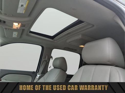 Used 2013 Chevrolet Suburban LT w/ Luxury Package AWD/4WD image 18