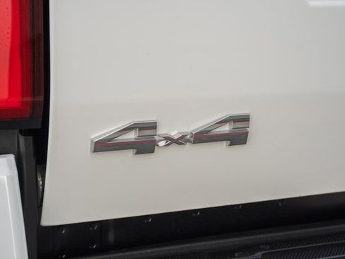 New 2025 Toyota Tacoma SR5 image 8