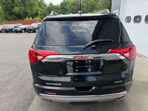 Used 2017 GMC Acadia Denali w/ Technology Package AWD/4WD image 5
