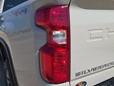 New 2026 Chevrolet Silverado 2500 Custom w/ Custom Value Package AWD/4WD image 33