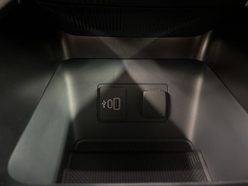 New 2026 Ford Explorer Active image 15