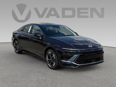 New 2026 Hyundai Sonata SEL image 1